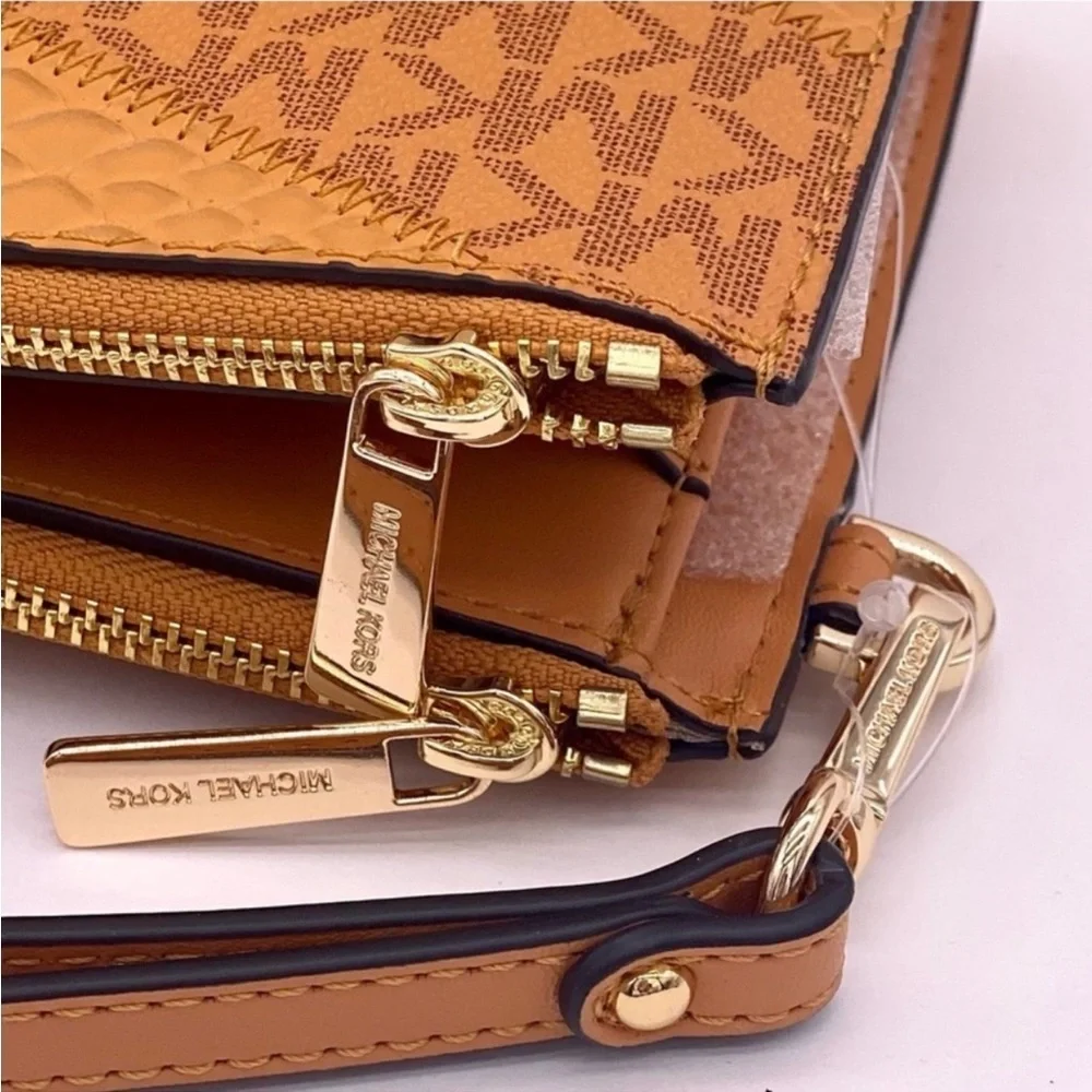 Michael Kors DoubleZip Wallet Wristlet Phone Case Cider Multi